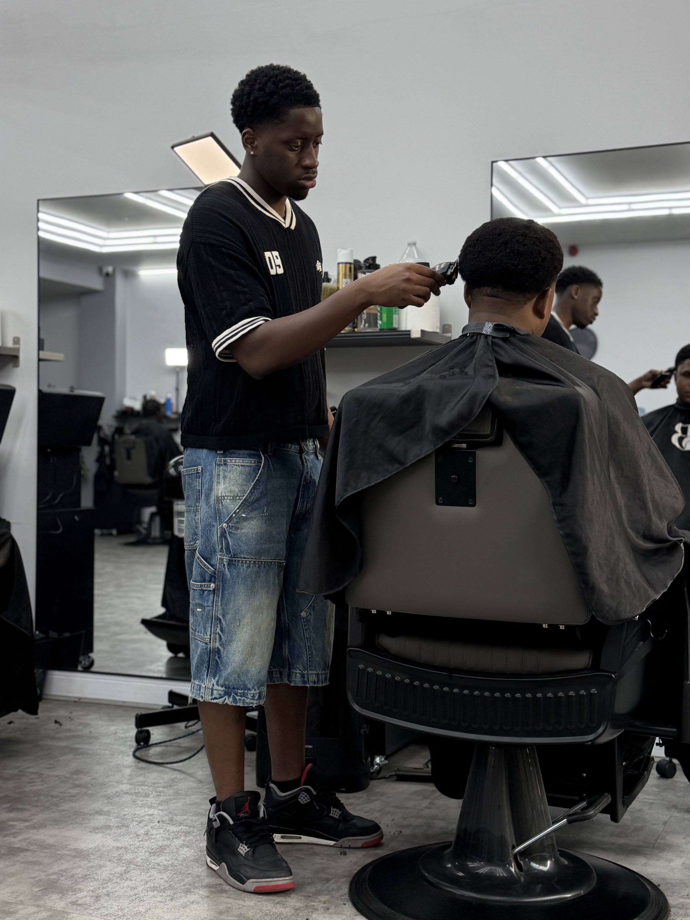 Inside Seidi's Barbershop Manchester — interior detail 2
